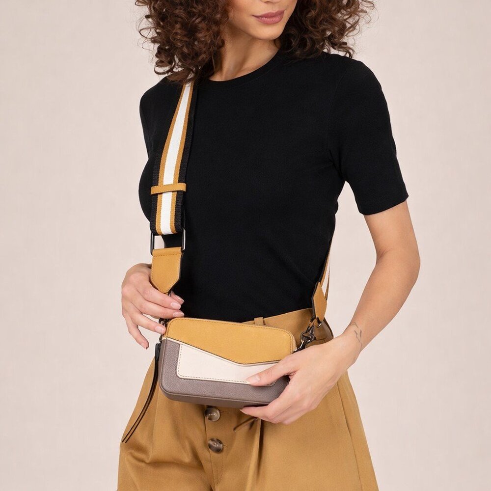 Botkier Cobble Hill Mini Crossbody Camera Bag Handbag Purse Shoulder Bag Belt